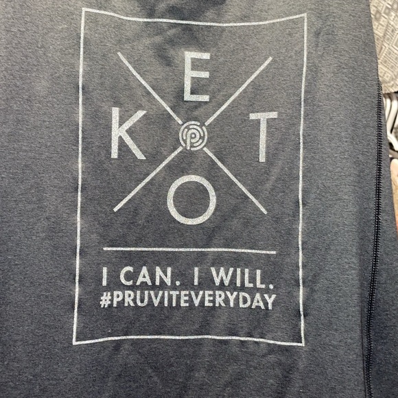 OGIO ENDURANEE I CAN. I WILL. #PRUVITEVERYDAY Ladies running workout top X-Large - Picture 4 of 9